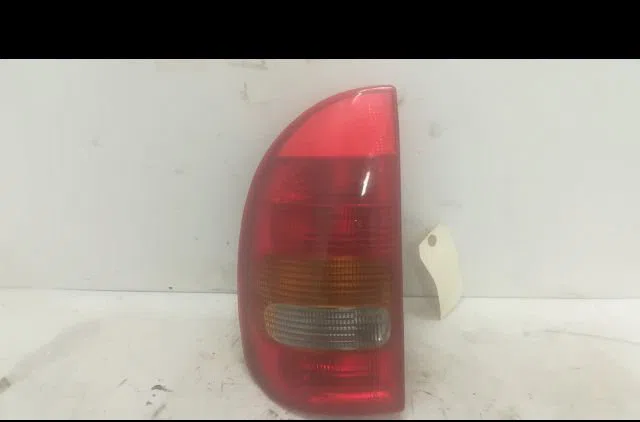Feu arrière gauche Opel CORSA B (S93) 1.5 d (f08, f68, m68) (1993-2000) occasion