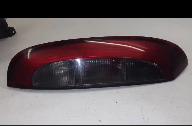 Feu arrière gauche Opel CORSA C (X01) 1.4 (f08, f68) (2000-2009) occasion