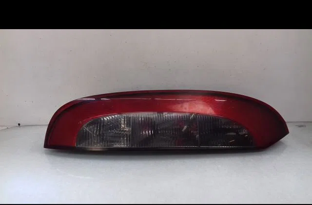 Feu arrière gauche Opel CORSA C (X01) 1.7 di (f08, f68) (2000-2009) occasion