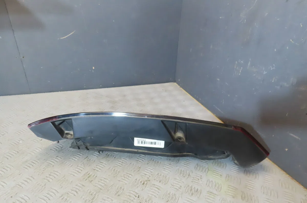 Feu arrière gauche Opel CORSA C (X01) 1.7 dti (f08, f68) (2000-2009) 5 portes occasion