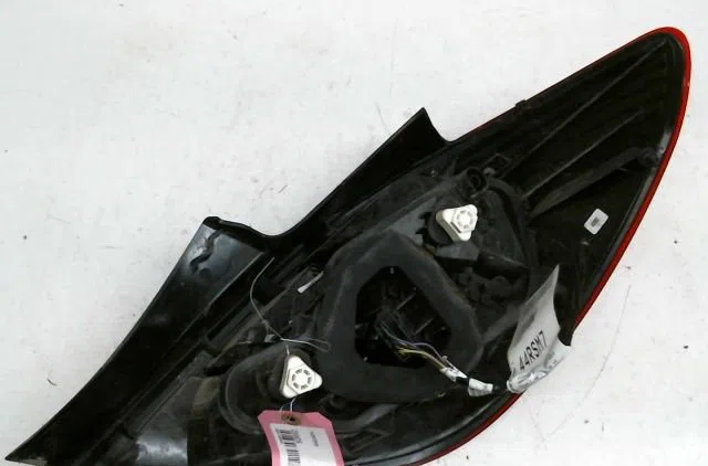 Feu arrière gauche Opel CORSA D (S07) 1.4 (l08, l68) (2006-2014) 3 portes occasion