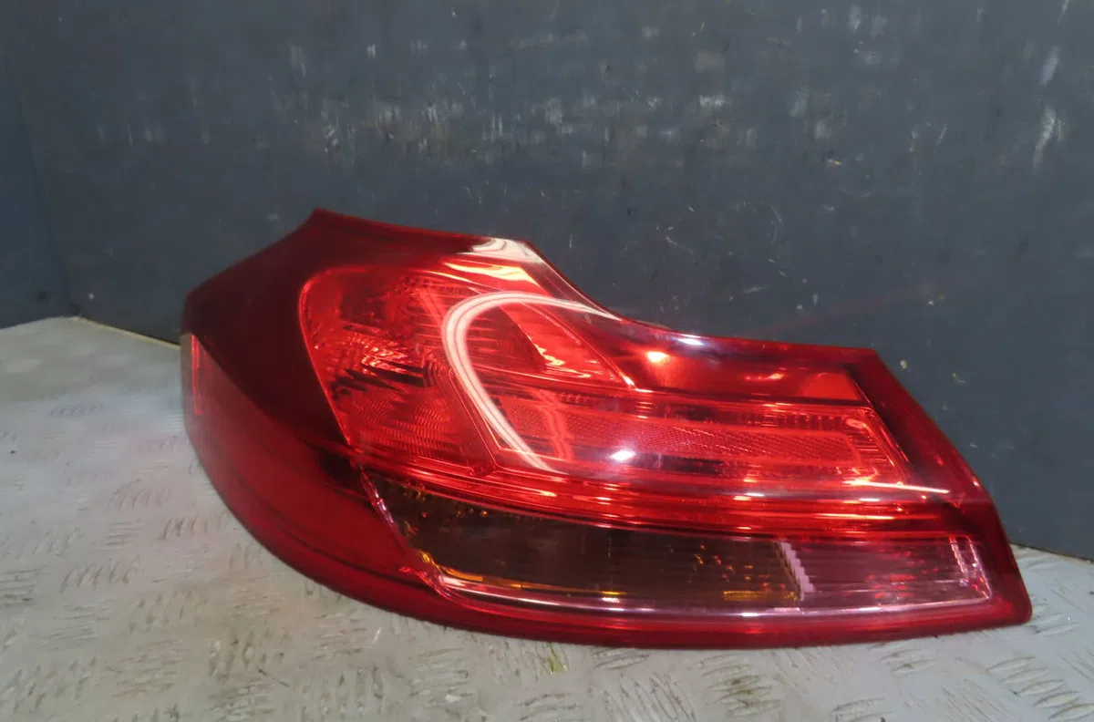 Feu arrière gauche Opel INSIGNIA A Sports Tourer (G09) 2.0 cdti (35) (2008-2015) occasion