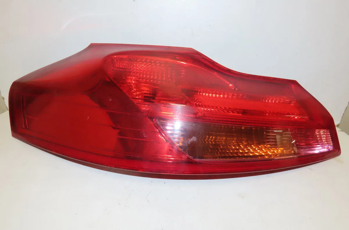 Feu arrière gauche Opel INSIGNIA A Sports Tourer (G09) 2.0 cdti (35) (2008-2015) occasion