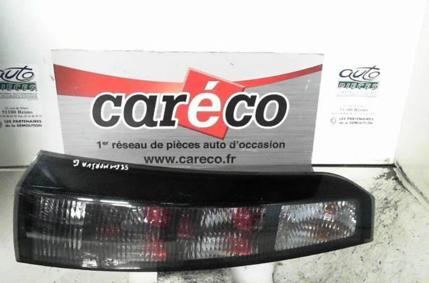 Feu arrière gauche OPEL MERIVA A  0 occasion
