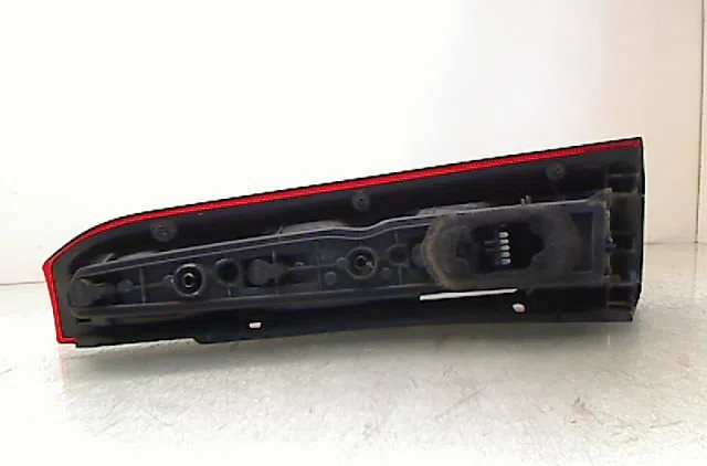 Feu arrière gauche Opel MERIVA A Monospace (X03) 1.6 16v (e75) (2003-2006) occasion