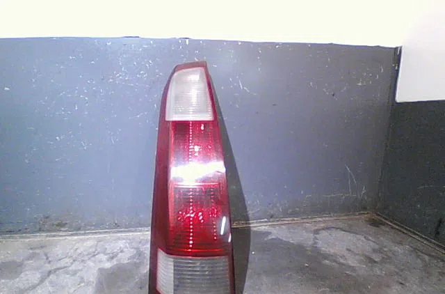 Feu arrière gauche Opel MERIVA A Monospace (X03) 1.7 dti (e75) (2003-2010) occasion