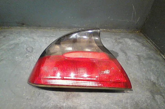 Feu arrière gauche Opel TIGRA (S93) 1.4 16v (f07) (1994-2000) occasion