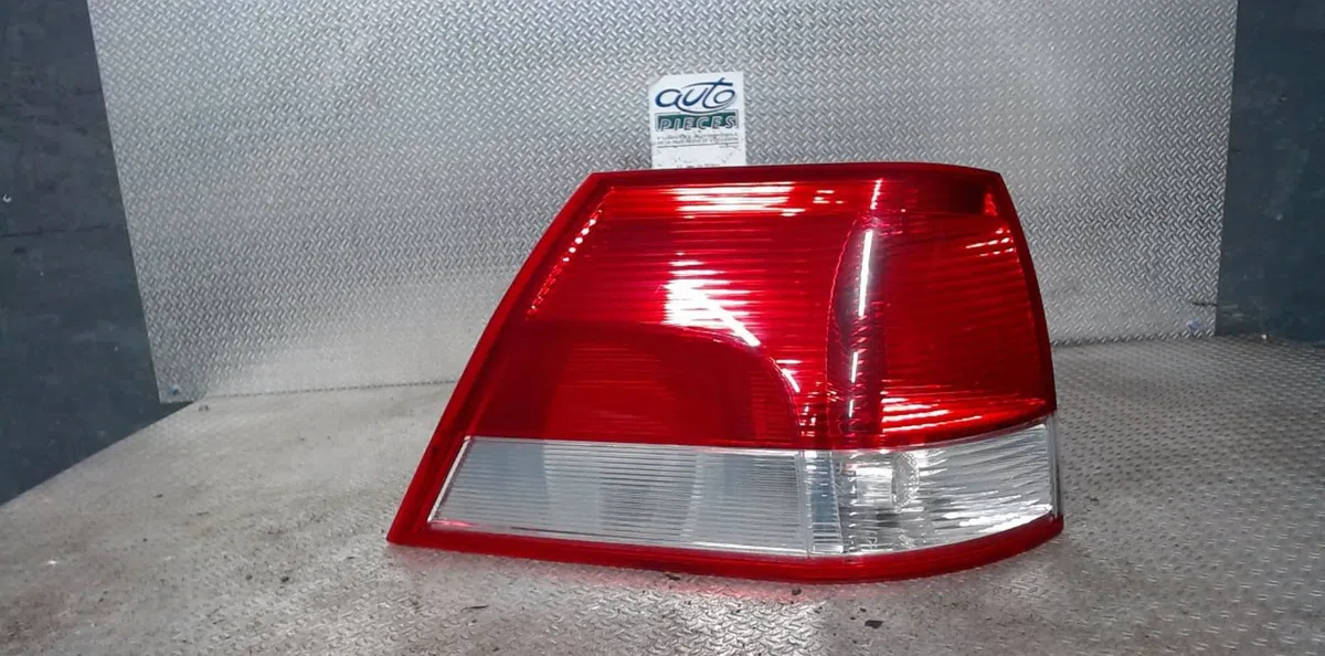 Feu arrière gauche Opel VECTRA C Break (Z02) 2.2 dti (f35) (2003-2005) occasion