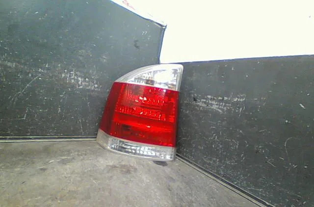 Feu arrière gauche Opel VECTRA C GTS (Z02) 1.9 cdti (f68) (2004-2009) occasion