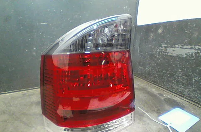 Feu arrière gauche Opel VECTRA C GTS (Z02) 2.2 dti 16v (f68) (2002-2006) occasion
