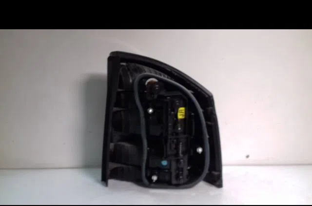 Feu arrière gauche Opel VECTRA C GTS (Z02) 3.2 v6 (f68) (2002-2006) occasion