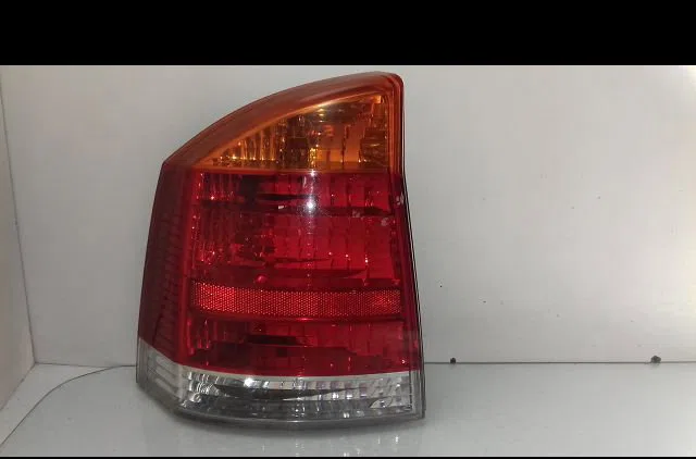 Feu arrière gauche Opel VECTRA C (Z02) 1.8 (f69) (2002-2008) occasion