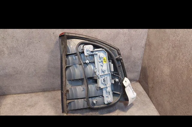 Feu arrière gauche Opel VECTRA C (Z02) 2.2 dti 16v (f69) (2002-2004) occasion
