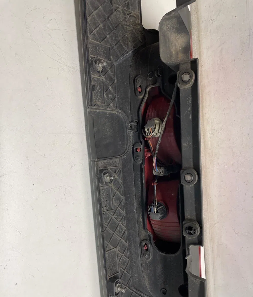 Feu arrière gauche Opel VIVARO A Fourgon (X83) 2.0 cdti (f7) (2006-2014) occasion