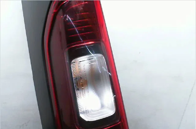 Feu arrière gauche Opel VIVARO B Camionnette (X82) 1.6 cdti (05) (2014-2016) occasion