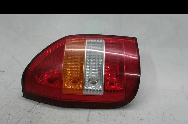 Feu arrière gauche Opel ZAFIRA A Monospace (T98) 2.0 dti 16v (f75) (2000-2005) 5 portes occasion