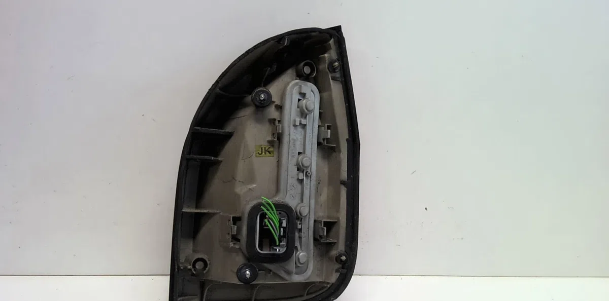 Feu arrière gauche Opel ZAFIRA A Monospace (T98) 2.2 dti 16v (f75) (2002-2005) 5 portes occasion
