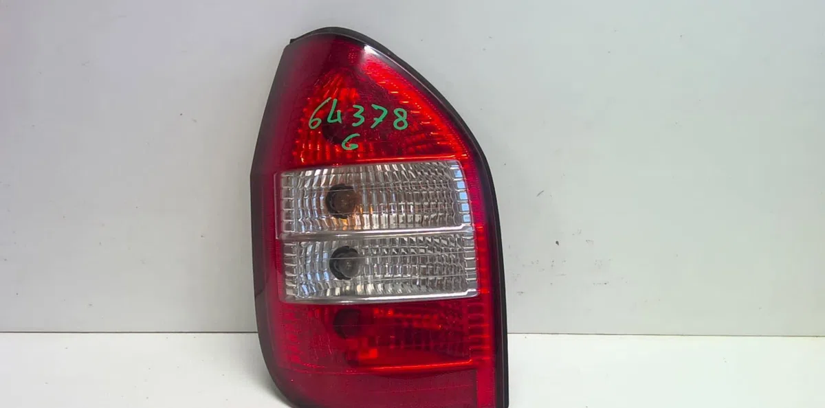 Feu arrière gauche Opel ZAFIRA A Monospace (T98) 2.2 dti 16v (f75) (2002-2005) 5 portes occasion