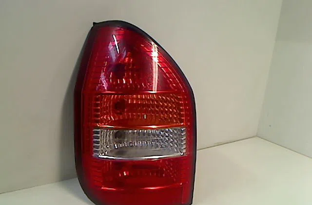 Feu arrière gauche OPEL ZAFIRA I  2.0 DTI 16v 100ch occasion