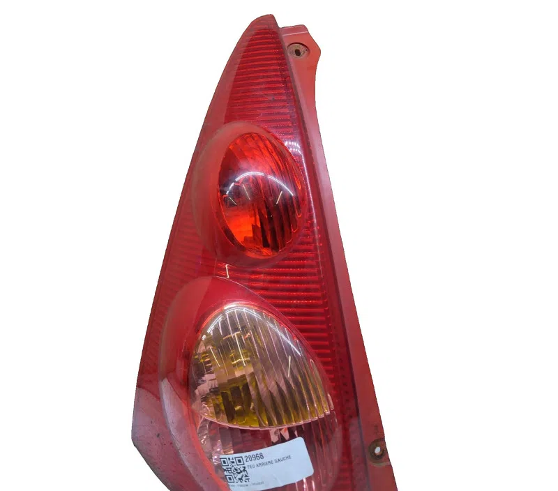 FEU ARRIERE GAUCHE PEUGEOT 107 00006350X6