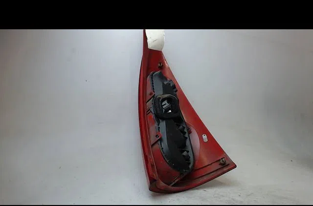 Feu arrière gauche PEUGEOT 107 2006 occasion