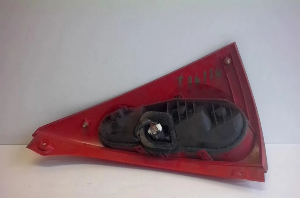 Feu arrière gauche Peugeot 107 (PM_, PN_) 1.4 hdi (2005-2014) occasion