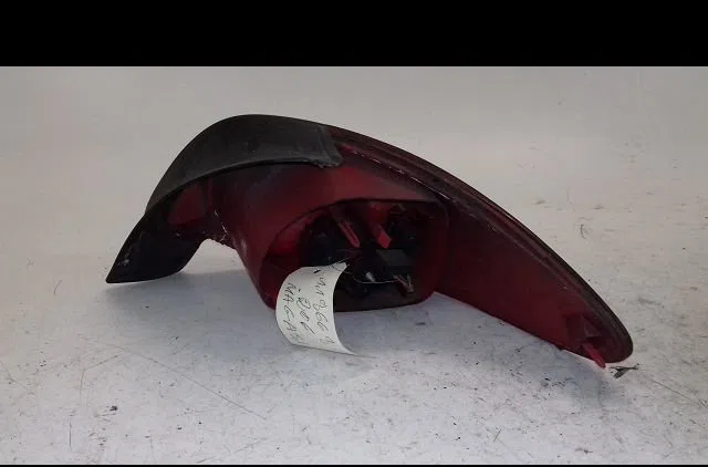 Feu arrière gauche Peugeot 206 (2L_, 2M_) 1.4 hdi eco 70 (2009-2013) 5 portes occasion