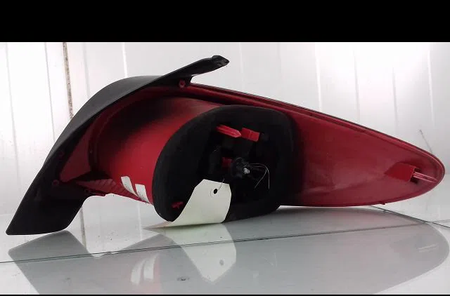 Feu arrière gauche Peugeot 206 (2L_, 2M_) 1.4 i (2lkfwa, 2mkfwa) (2009-2013) 3 portes occasion