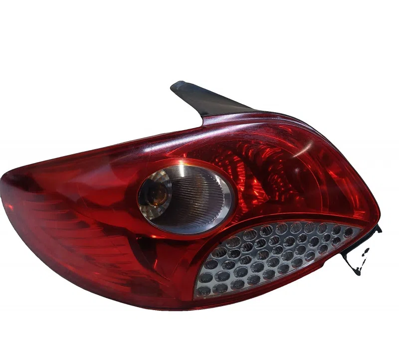 FEU ARRIERE GAUCHE PEUGEOT 206 6350S0