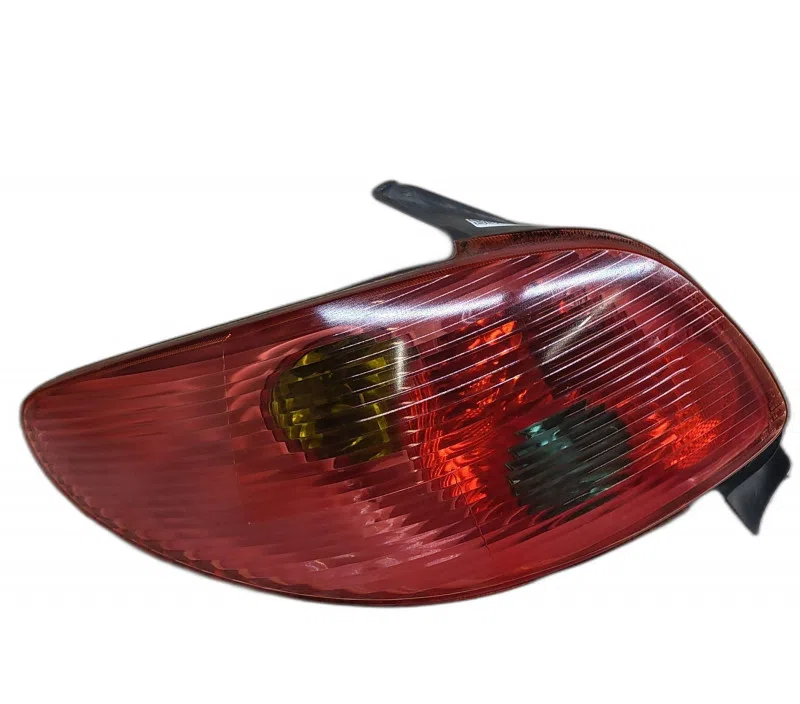 FEU ARRIERE GAUCHE PEUGEOT 206 6350S0