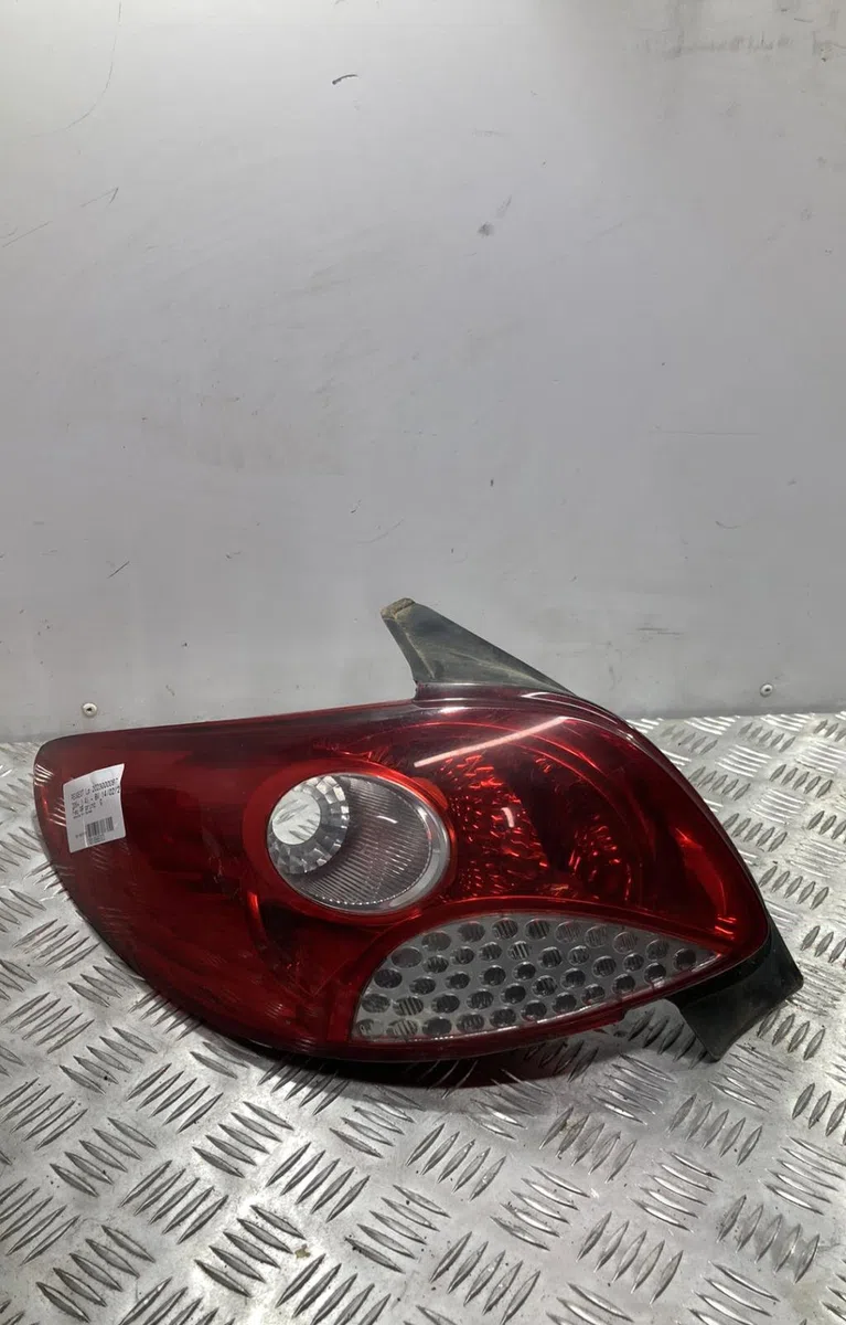 Feu arrière gauche PEUGEOT 206 occasion