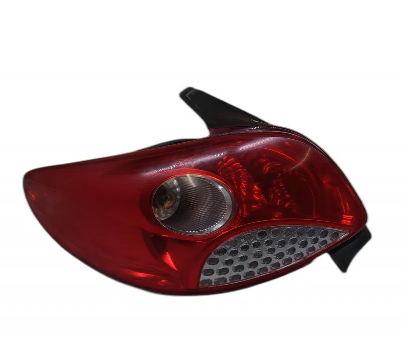 FEU ARRIERE GAUCHE PEUGEOT 206 PLUS 6350GV