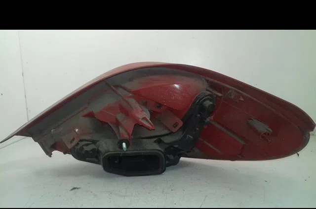 Feu arrière gauche Peugeot 207 CC (WD_) 1.6 16v (2007-2013) occasion