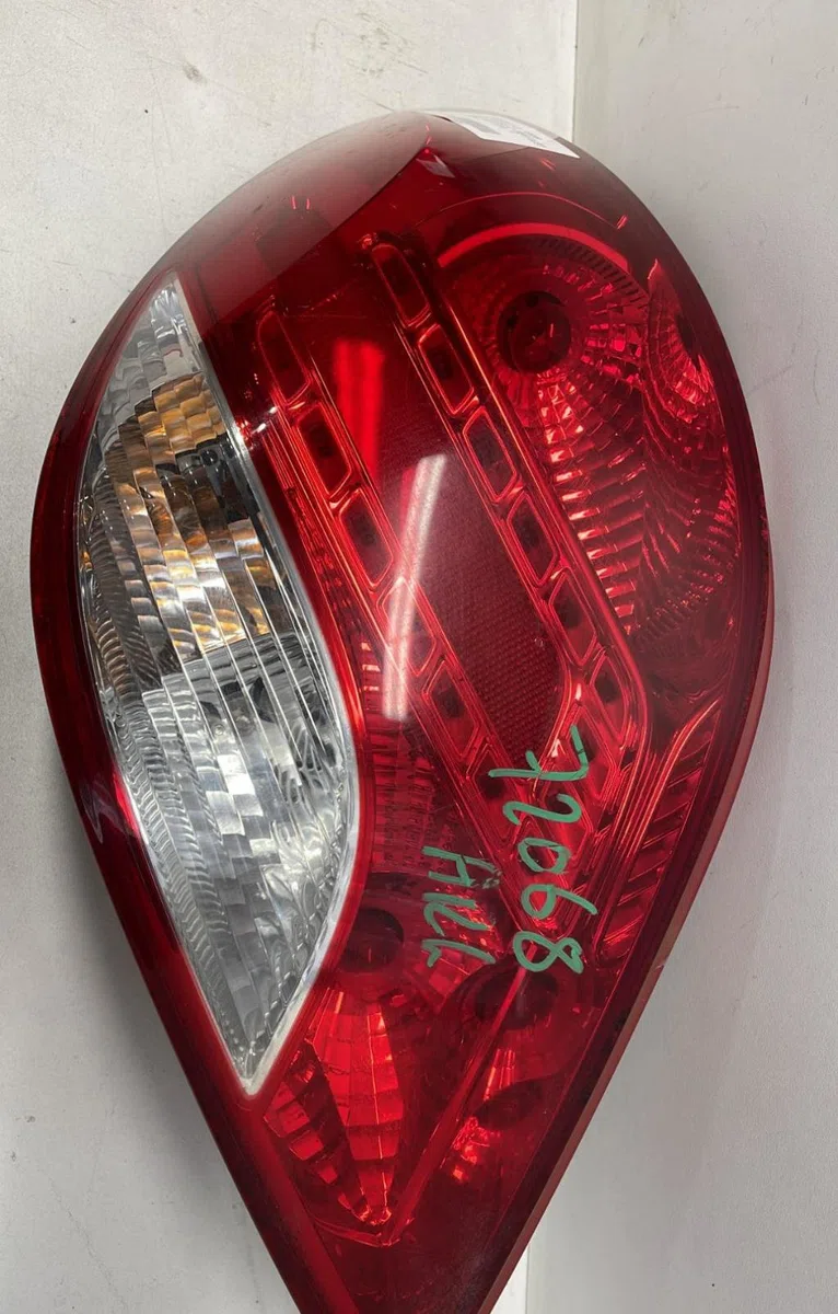 Feu arrière gauche Peugeot 207 CC (WD_) 1.6 hdi (2007-2015) occasion