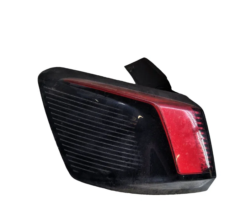 FEU ARRIERE GAUCHE PEUGEOT 3008 II 9810477180