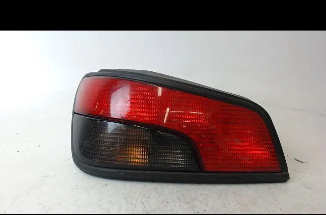Feu arrière gauche PEUGEOT 306 1996 occasion