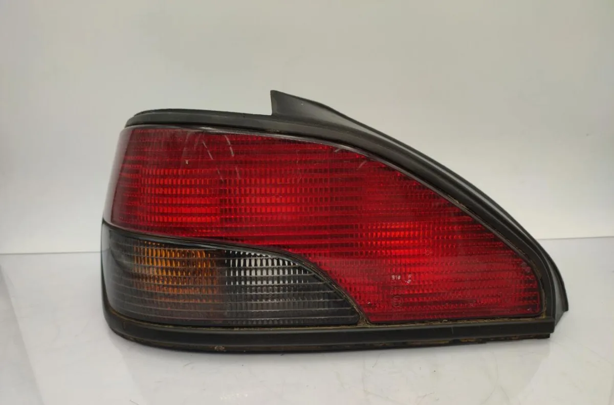 Feu arrière gauche PEUGEOT 306 PHASE 1 occasion