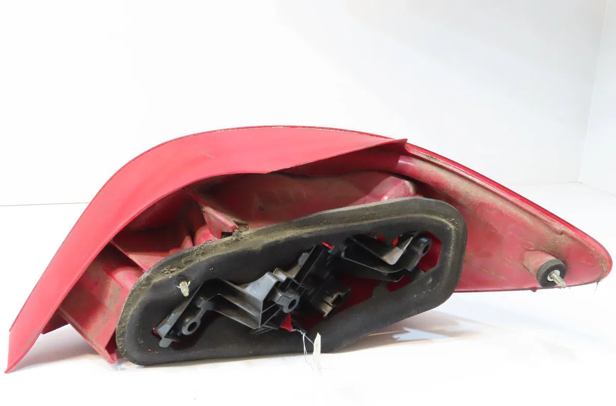 Feu arrière gauche Peugeot 307 (3A-C) 1.6 16v (2000-2007) 5 portes occasion