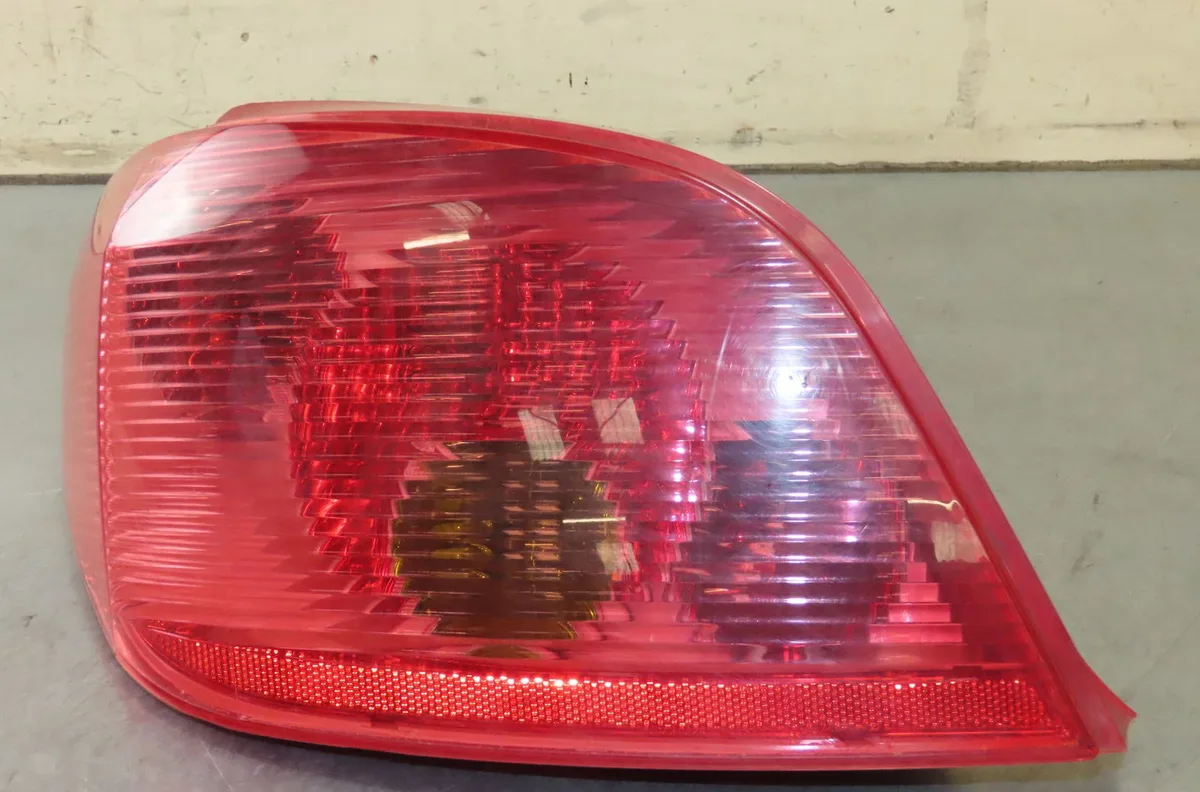 Feu arrière gauche Peugeot 307 (3A-C) 2.0 hdi 110 (2000-2007) occasion