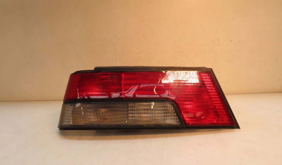 Feu arrière gauche PEUGEOT 405 1991 occasion