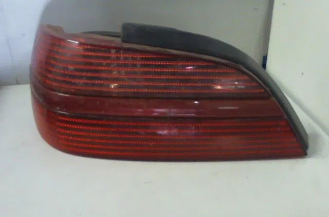 Feu arrière gauche PEUGEOT 406 occasion