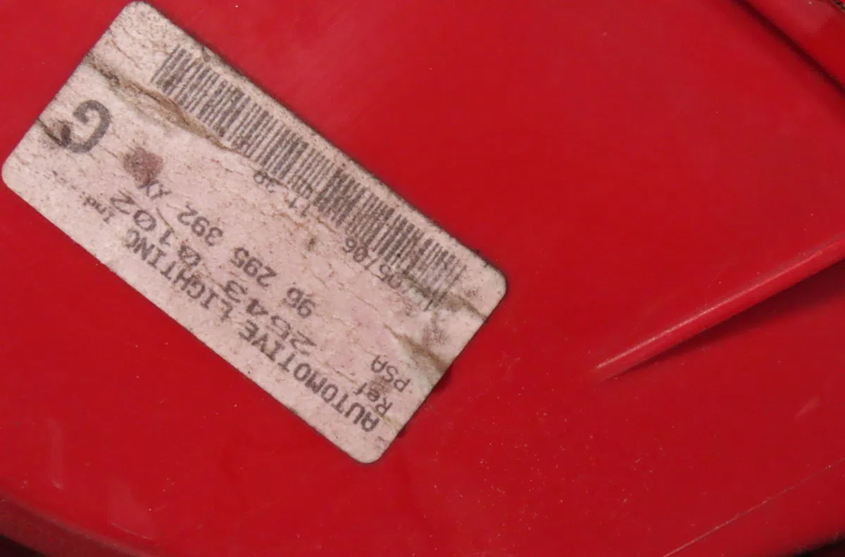 Feu arrière gauche PEUGEOT 607 2007 occasion