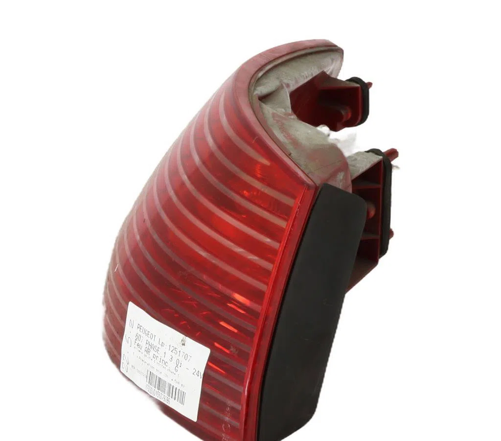 Feu arrière gauche Peugeot 607 (9D, 9U) 3.0 v6 24v (2000-2004) occasion