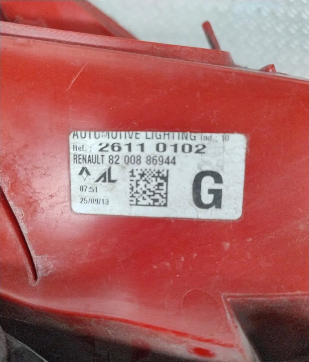 Feu arrière gauche RENAULT CLIO 3  CLIO 3 PHASE 2 occasion