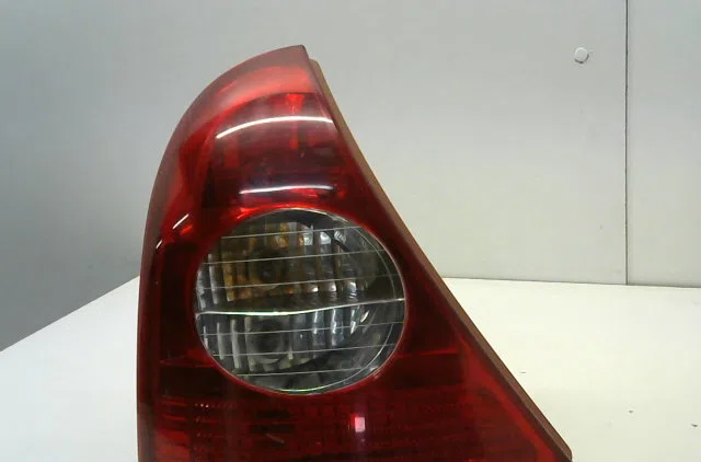 Feu arrière gauche RENAULT CLIO II  1.5 DCI 65ch occasion