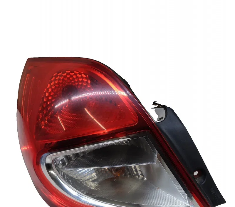 FEU ARRIERE GAUCHE RENAULT CLIO III 26110102