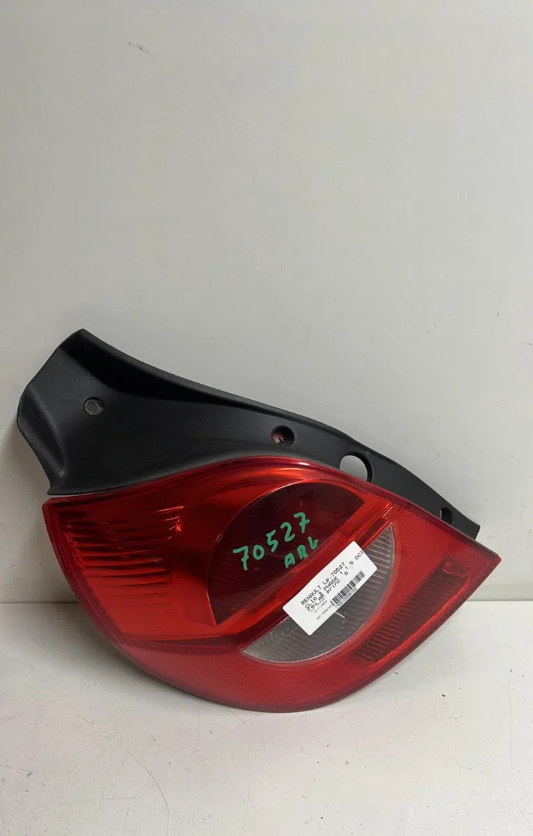 Feu arrière gauche Renault CLIO III (BR0-1, CR0-1) 1.5 dci (br17, cr17) (2005-2012) 5 portes occasion