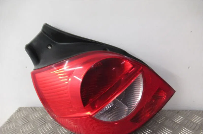 Feu arrière gauche Renault CLIO III (BR0-1, CR0-1) 1.5 dci (br17, cr17) (2005-2012) 5 portes occasion