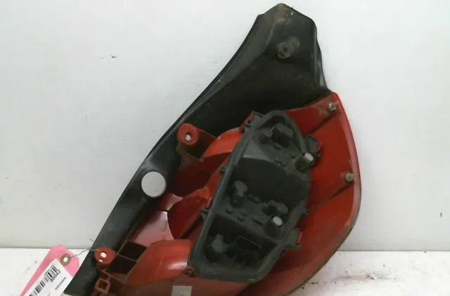 Feu arrière gauche Renault CLIO III (BR0-1, CR0-1) 1.5 dci (c-br0g, c-br1g) (2005-2012) 5 portes occasion