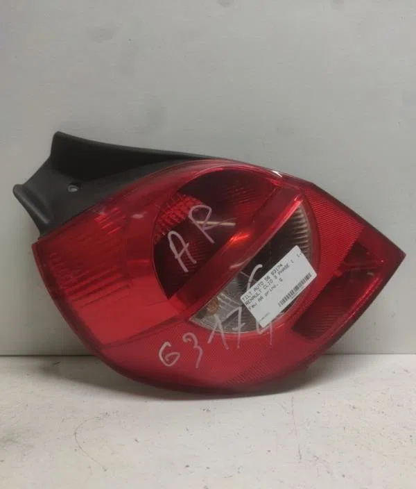 Feu arrière gauche Renault CLIO III (BR0-1, CR0-1) 1.6 16v (br05, br0b, br0y, br15, br1j, br1m, br1y, cr0b,... (2005-201